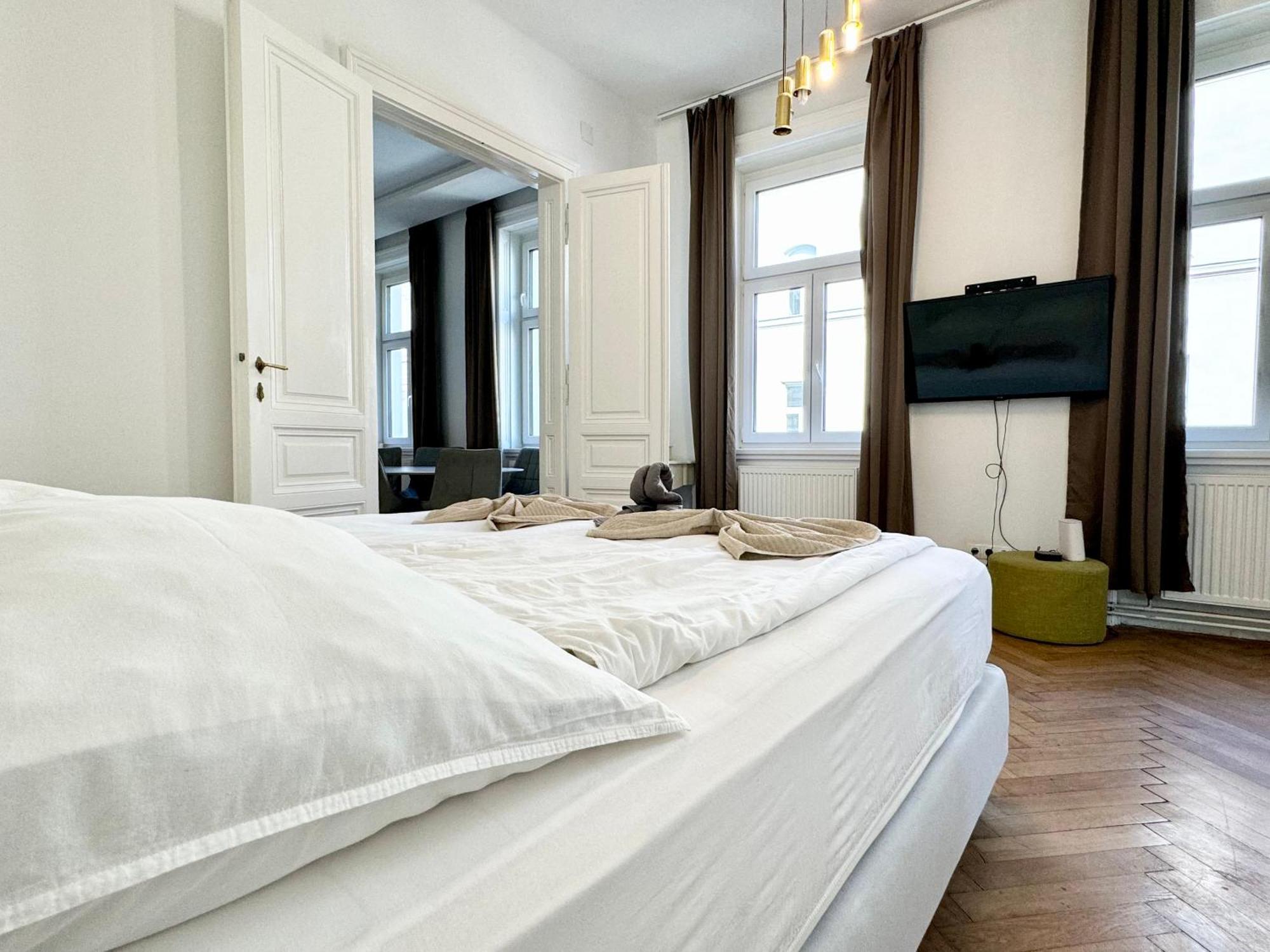 Premium Apartment Located At The Famous Vienna Kutschkermarkt Exterior foto