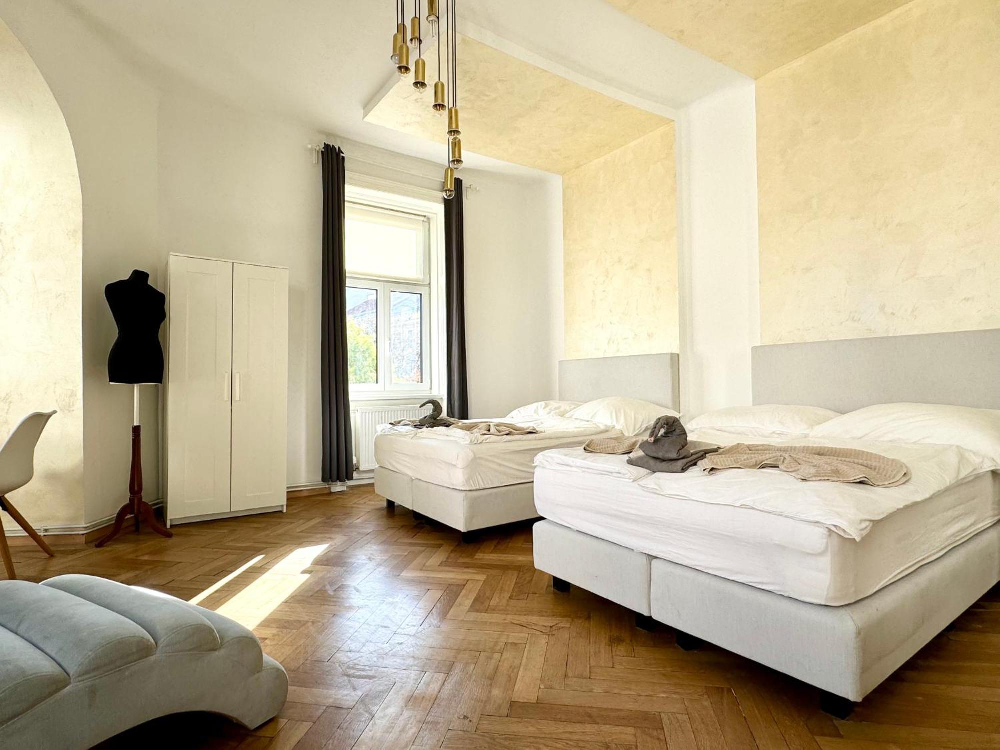 Premium Apartment Located At The Famous Vienna Kutschkermarkt Exterior foto